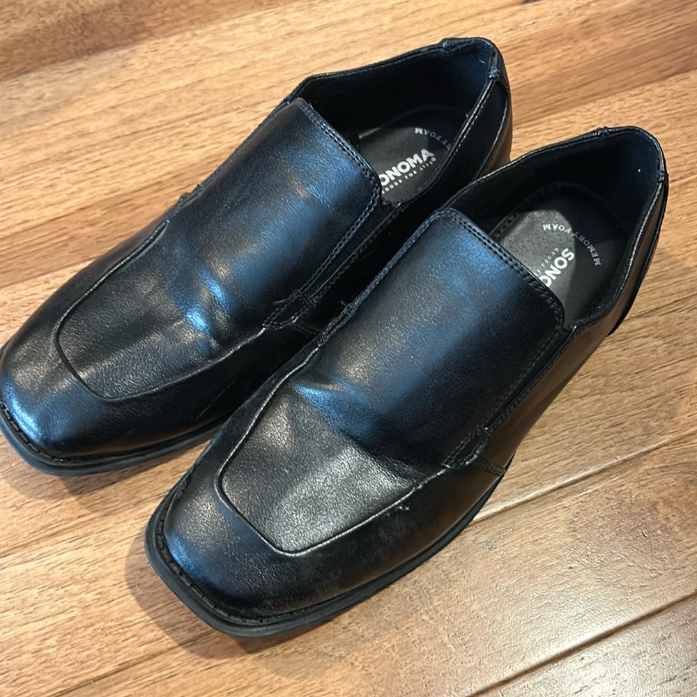 Boys dress shoes